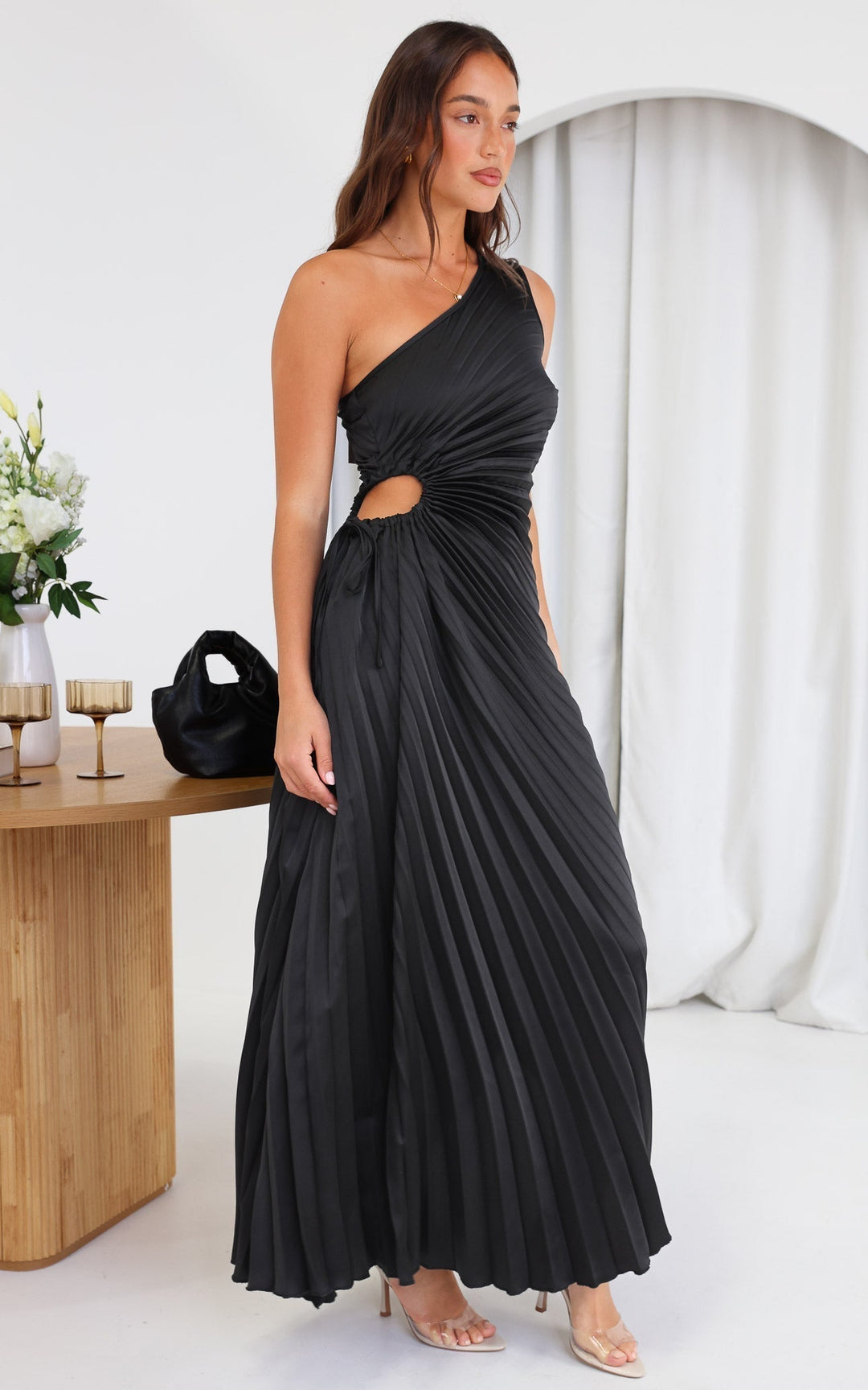 Rochelle - Czarne Maxi Sukienka