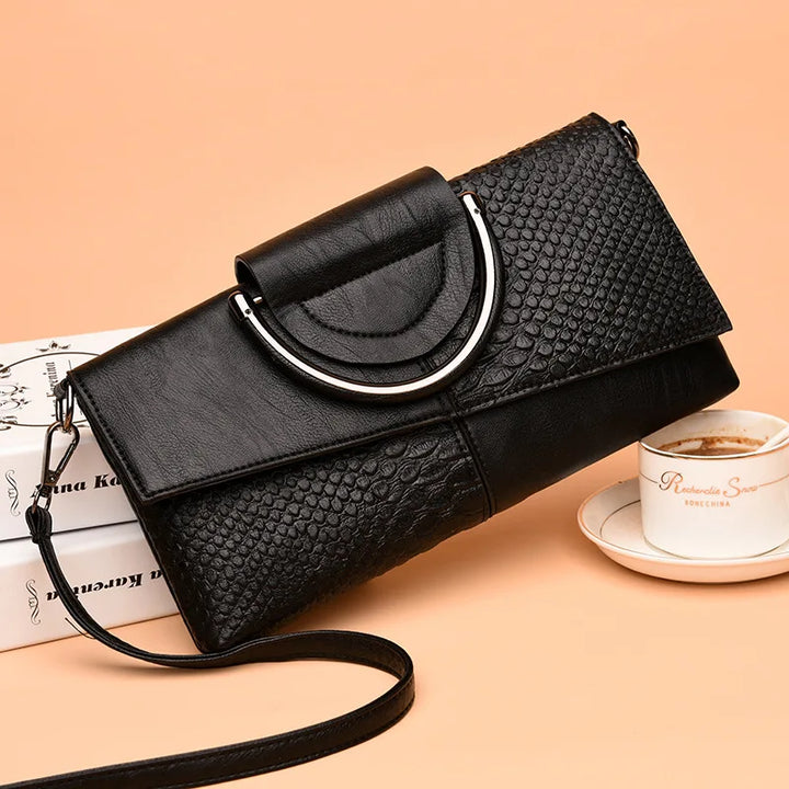 Celine™ - Elegancka czarna torebka o skórzanym wykończeniu