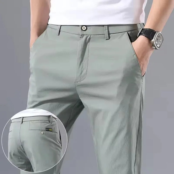 Męskie lekkie spodnie slim fit – oddychające, elastyczne i wygodne na co dzień