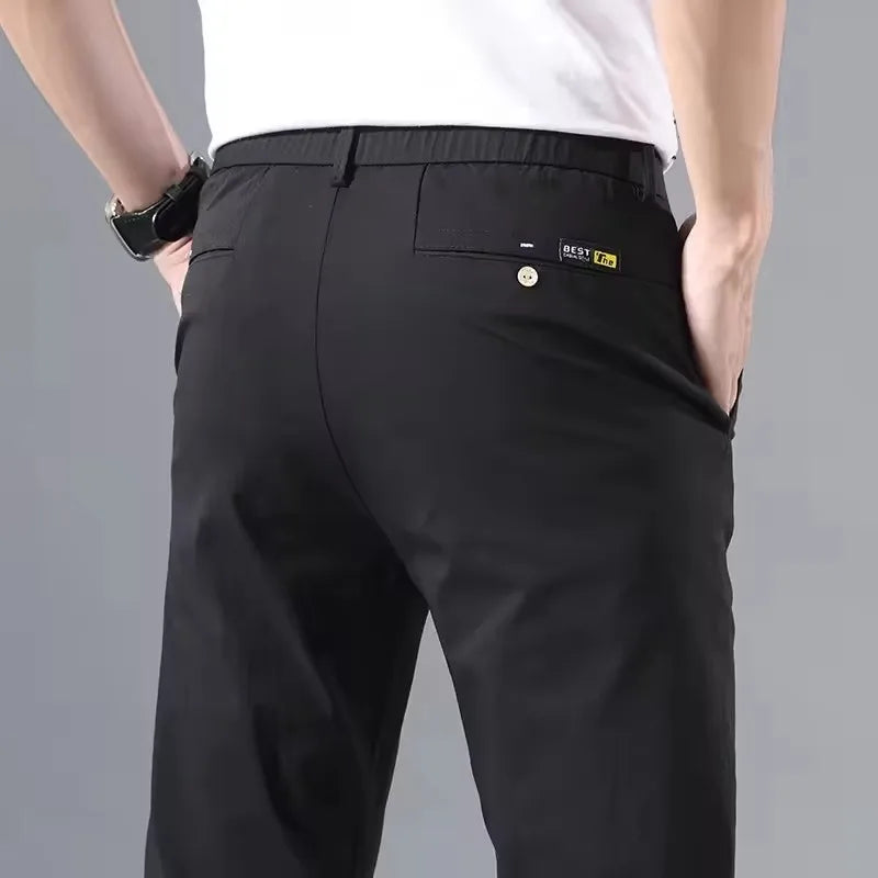 Męskie lekkie spodnie slim fit – oddychające, elastyczne i wygodne na co dzień