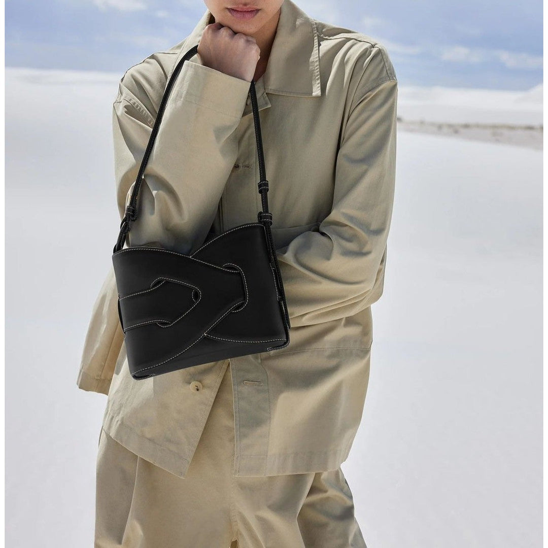 Eliza™ | Vera
