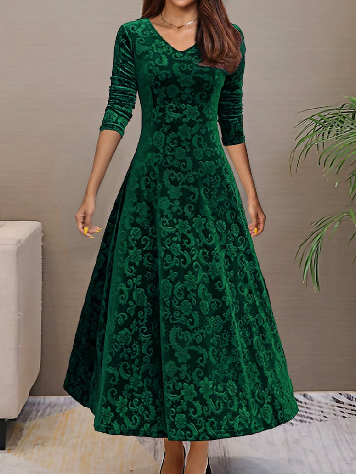 Justyna | Elegancka sukienka z aksamitnego materiału